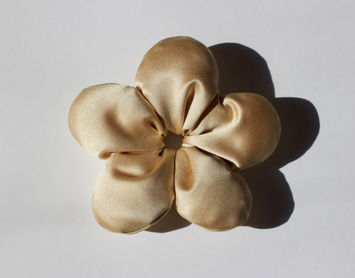 Buttercream Scrunchie XL